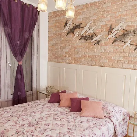 Piera Rossa Apartment *