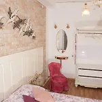 Piera Rossa *