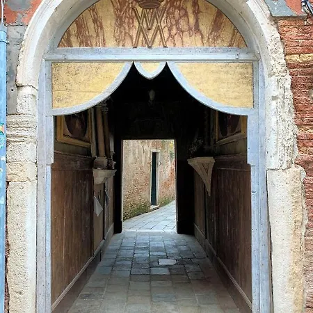 Piera Rossa شقة